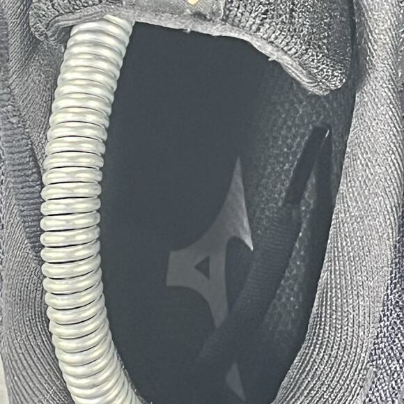 Mizuno Women’s Wave Rider 26 Athletic Running Shoes Size 9 - Picture 7 of 11